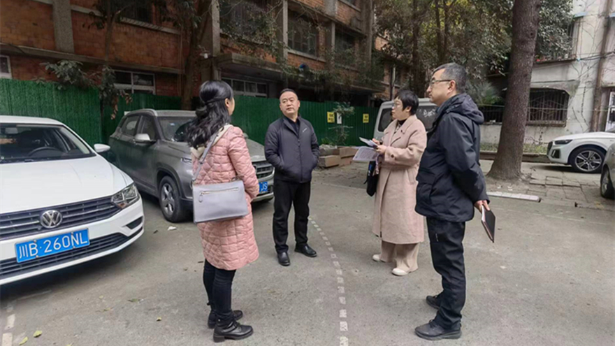 圖一(yī / yì ／yí)：集團黨委副書記王玉梁督導富達公司安全工作